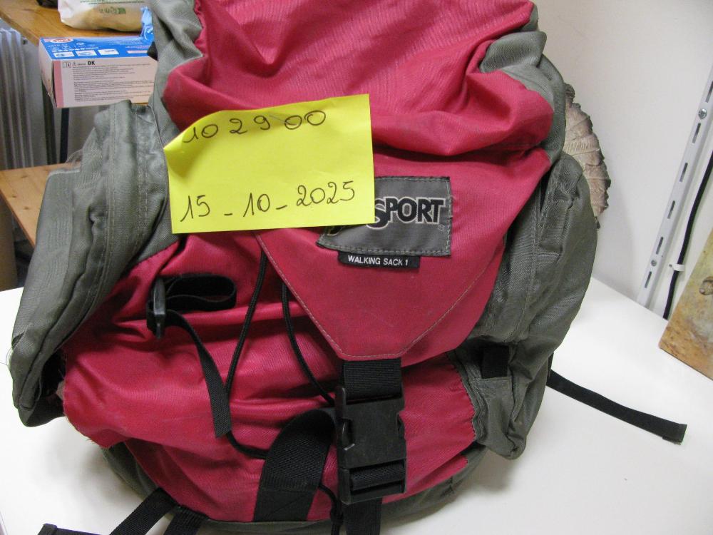 Sacs, valises : N° 2025006138 Trouvé(e) le : Wed Oct 15 00:00:00 CEST 2025